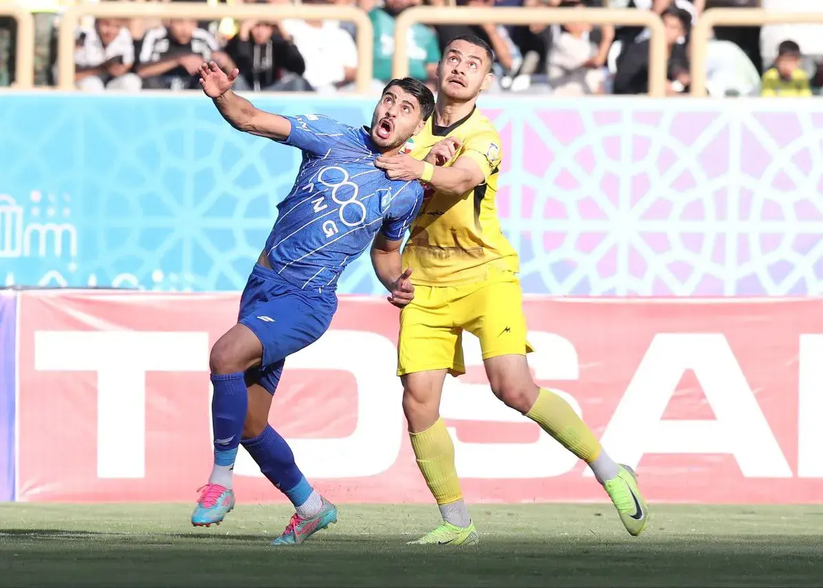 مجازات عامل پنالتیهای استقلال با شعله زیاد!