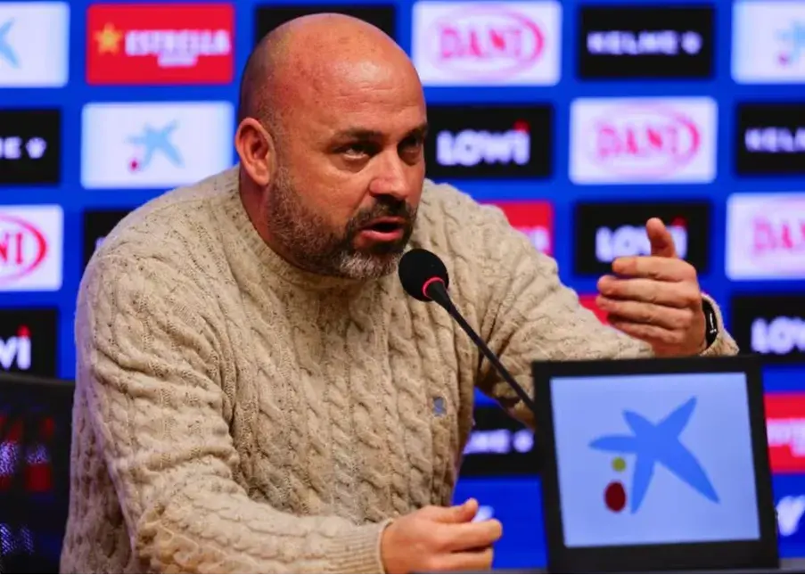 لازم نیست بارسا به ما درس اخلاق بدهد